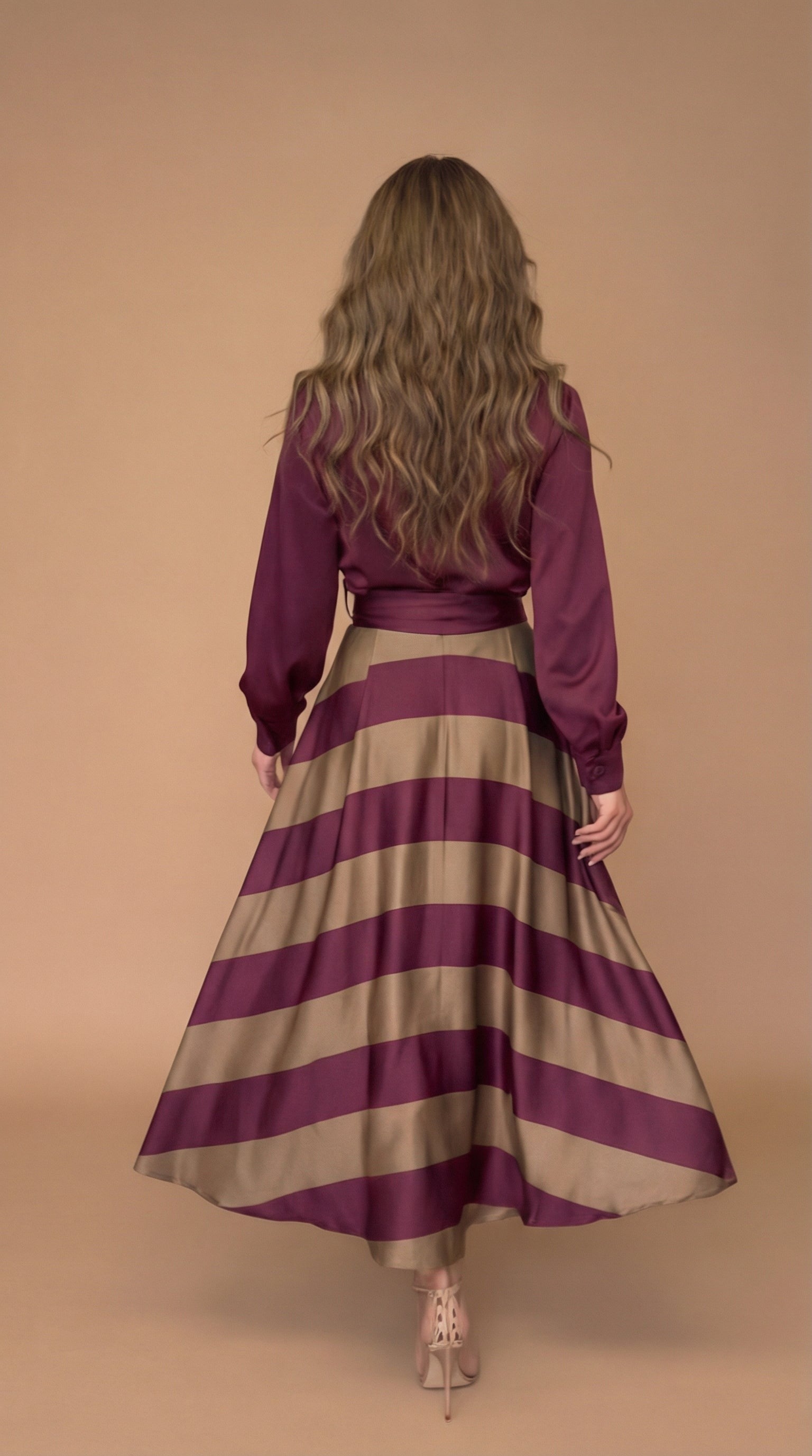 Mila | Sukienka Elegancka Paski